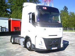 VOLVO AERO 460 Low Deck Mega 2025 VIN: 8198