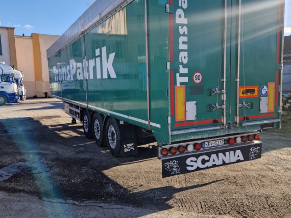 KRAKER Posuvka 92m3, ALU Disky, 2x zdvihacia náprava, TOP,