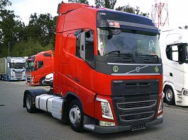 VOLVO FH 13 500 GLOBETROTTER Low Deck, Iparkcool